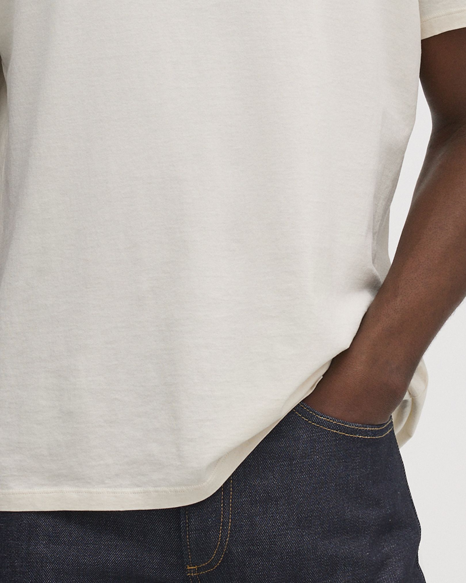 Lightweight, lustruous 120gsm single jersey